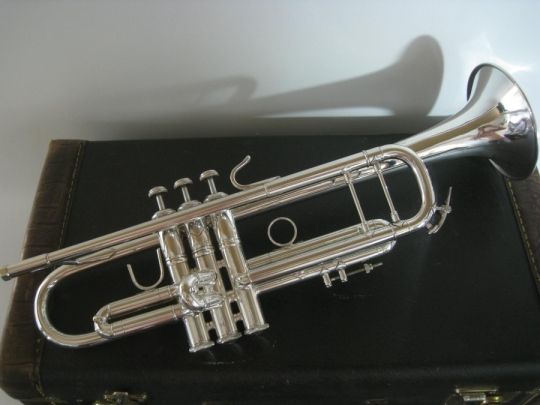 BACH STRADIVARIUS