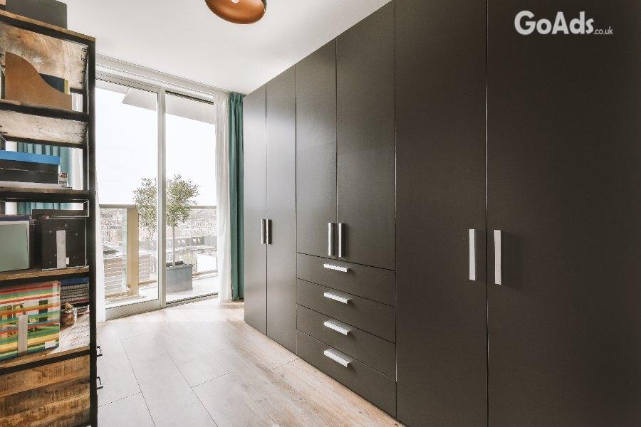 Black Friday Alert! Up to 30% Off Fitted Wardrobes in Milton Keynes