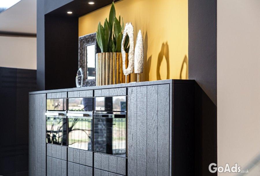 Black Friday Alert! Up to 30% Off Fitted Wardrobes in Milton Keynes