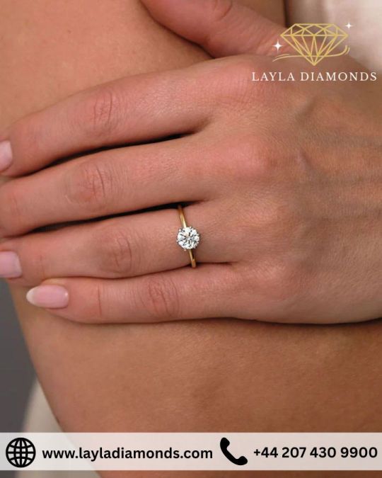 Diamond Solitaire Engagement Ring with Classic Round Knot Setting