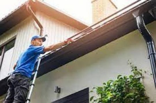 Hire Professionals of Gutters Cleaning Company, London to Unblock