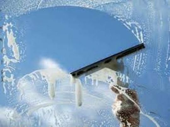 Hire Window Cleaning Company in Harpenden Offering Commercial Window