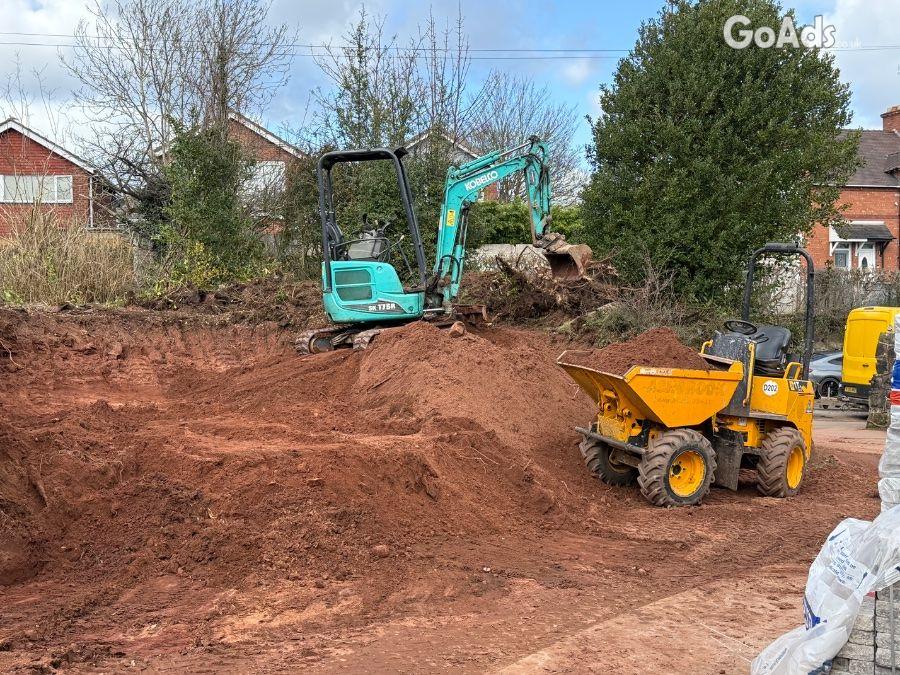 Mini digger hire