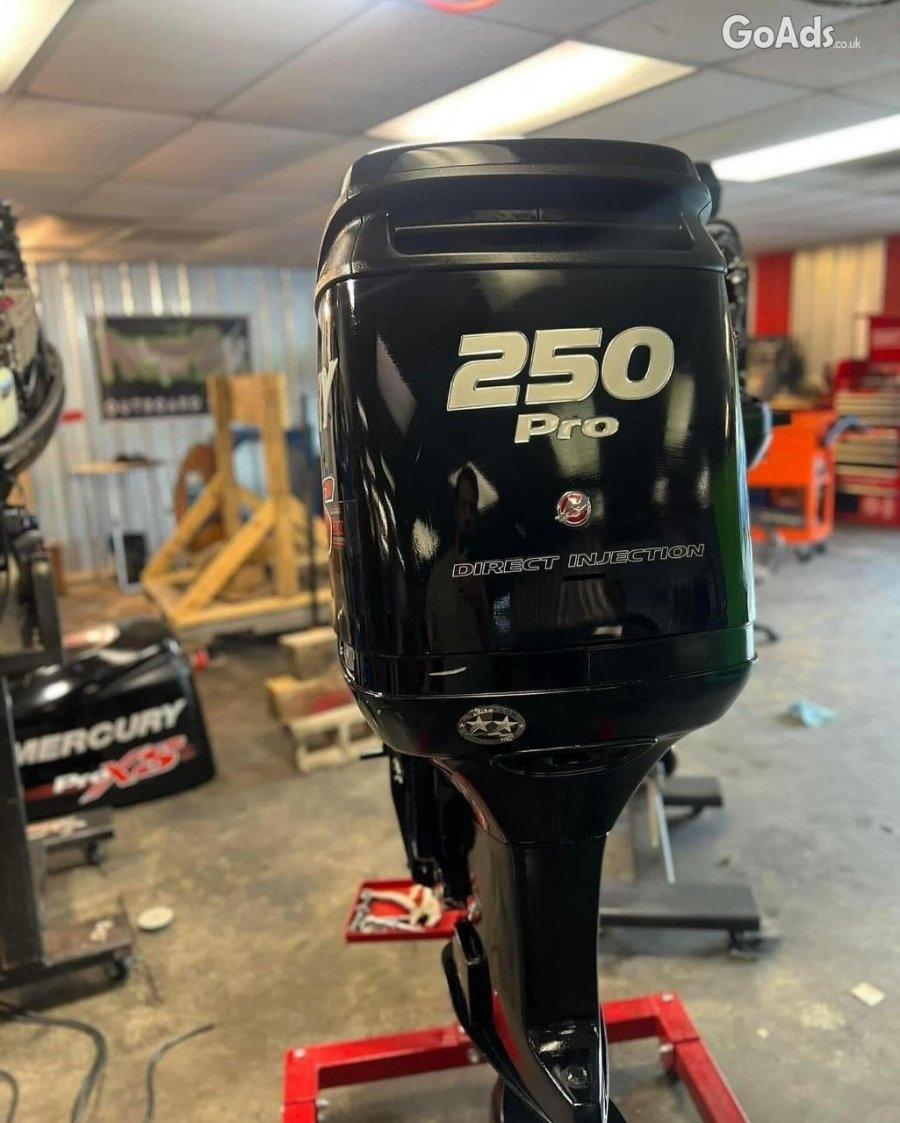 Outboards marine engine boats