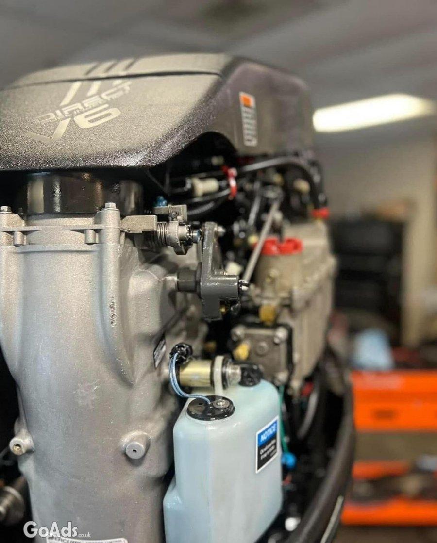 Outboards marine engine boats