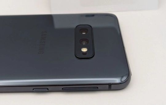 Samsung Galaxy S10e -128GB - Prism Black (Unlocked) (Dual SIM) (Smartp