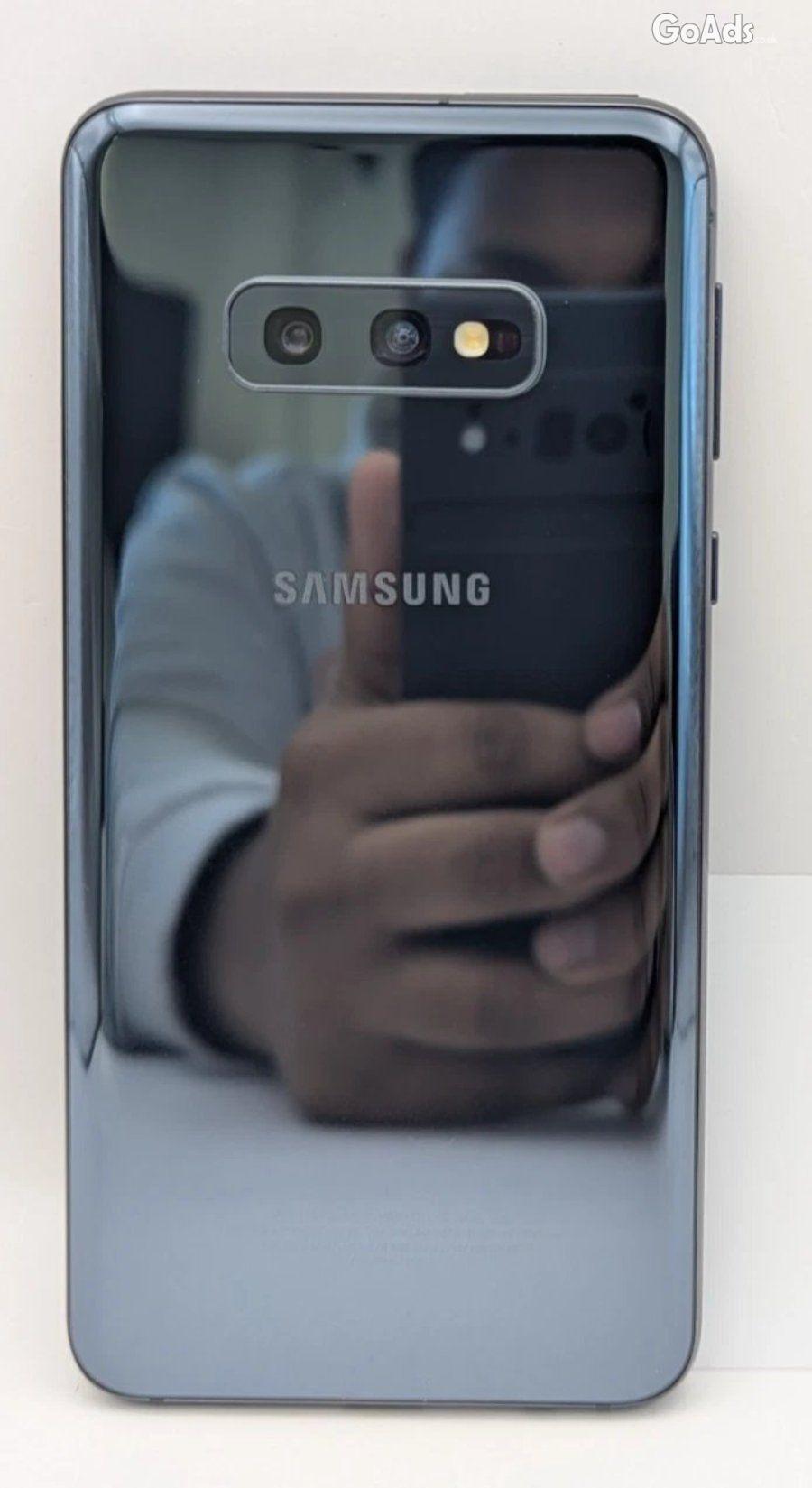 Samsung Galaxy S10e -128GB - Prism Black (Unlocked) (Dual SIM) (Smartp