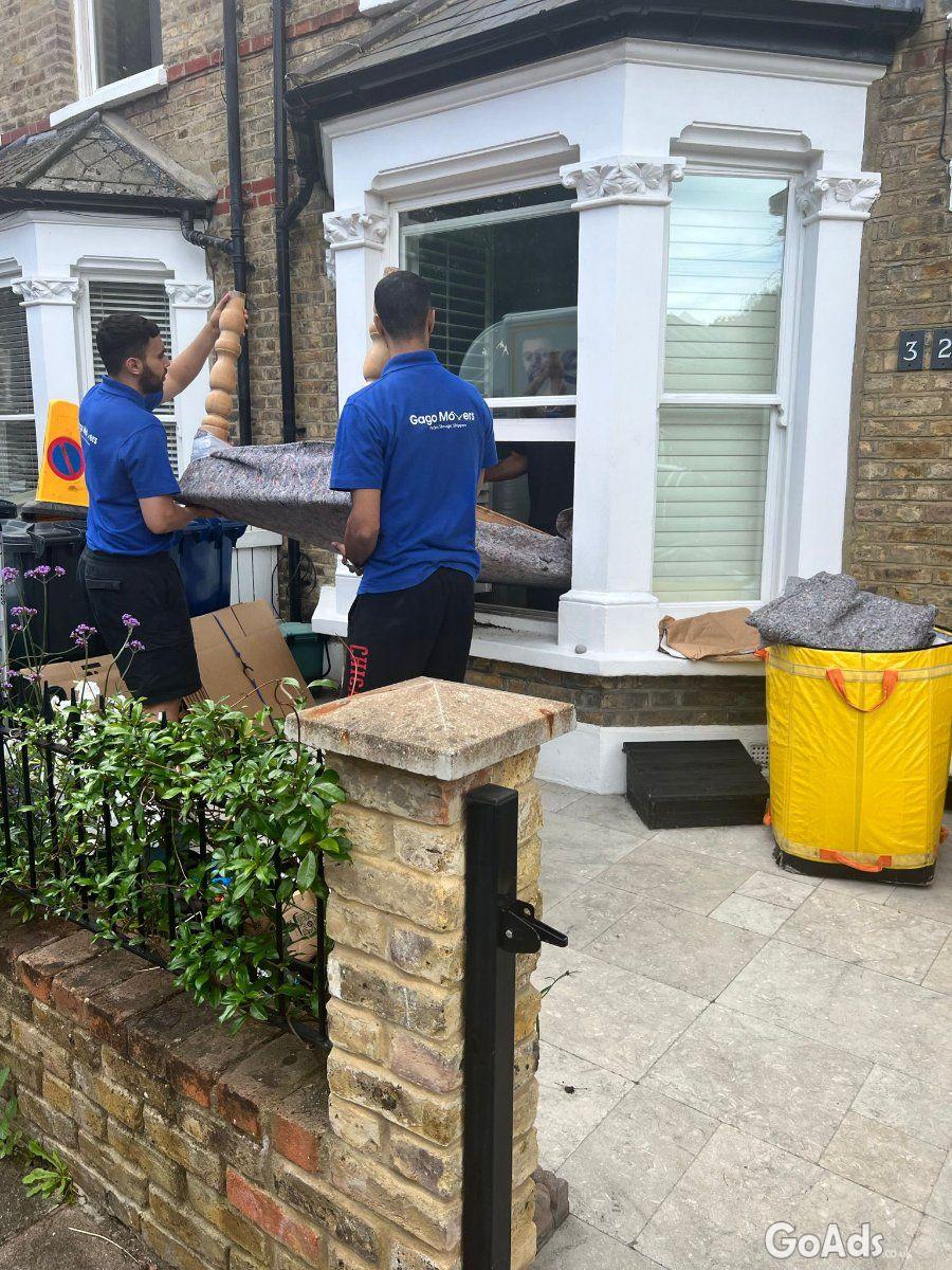 Two Man and Van in London